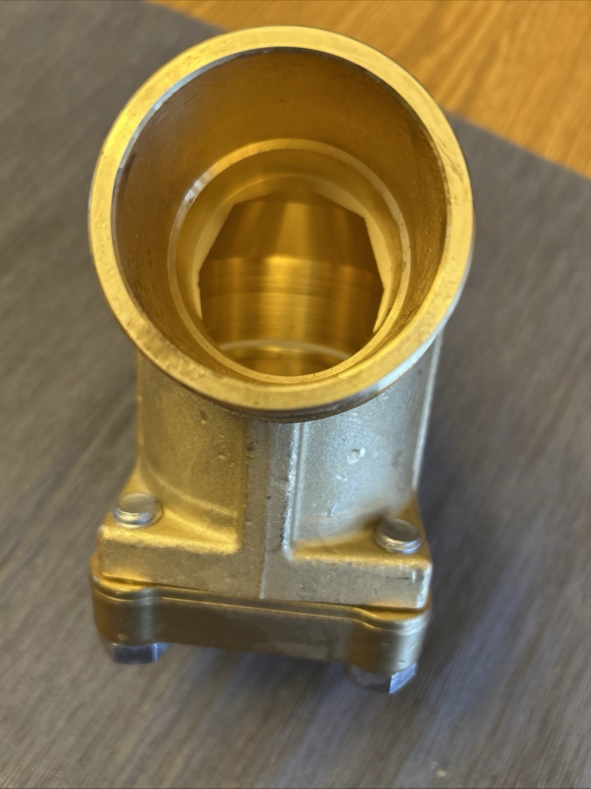 Mueller Industries B34239 2 1/8 Four-Bolt Check Valve