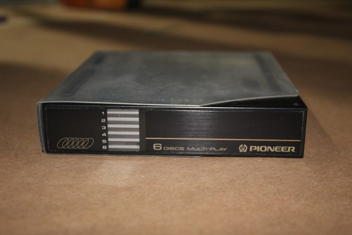 PIONEER 6 DISC MAGAZINE PRW-1023 FOR MULTI-CD PLAYER/CHANGER WITH SLEEVE-TESTED - Picture 2 of 2