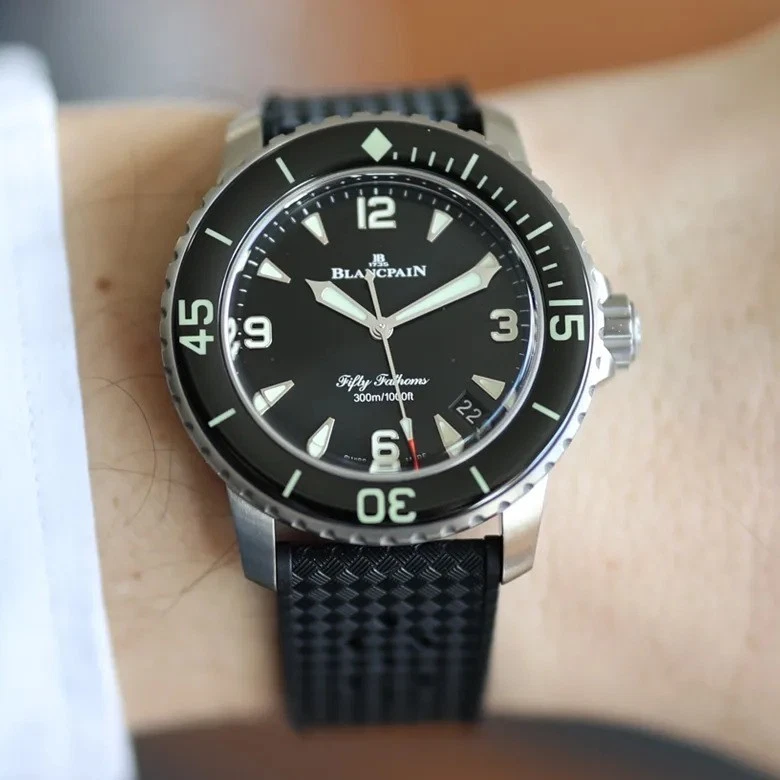 Blancpain — Blancpain Fifty Fathoms Automatic - 5010 12B30 B64B
