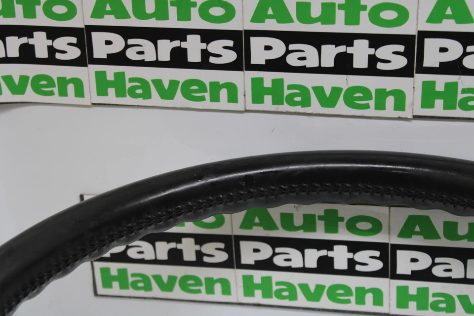 03-06 Chevy Silverado Sierra - Volante de couro sem controles OEM - Imagem 3 de 4