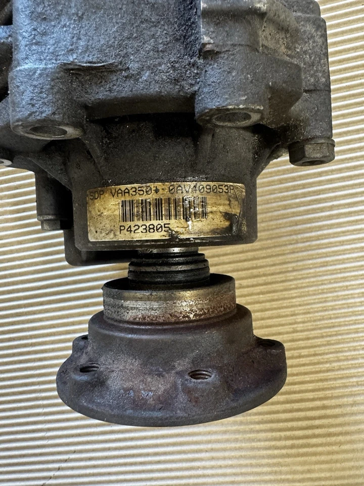 Skoda Yeti 4x4 Manual Transfer Box VAA350 + 0AV4090539 ZSB 0 409 053 VW AG — 第 2/4 张图片