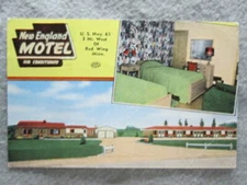 Vintage New England Motel, Red Wing, Minnesota Postcard 1954 Ultra Modern Units