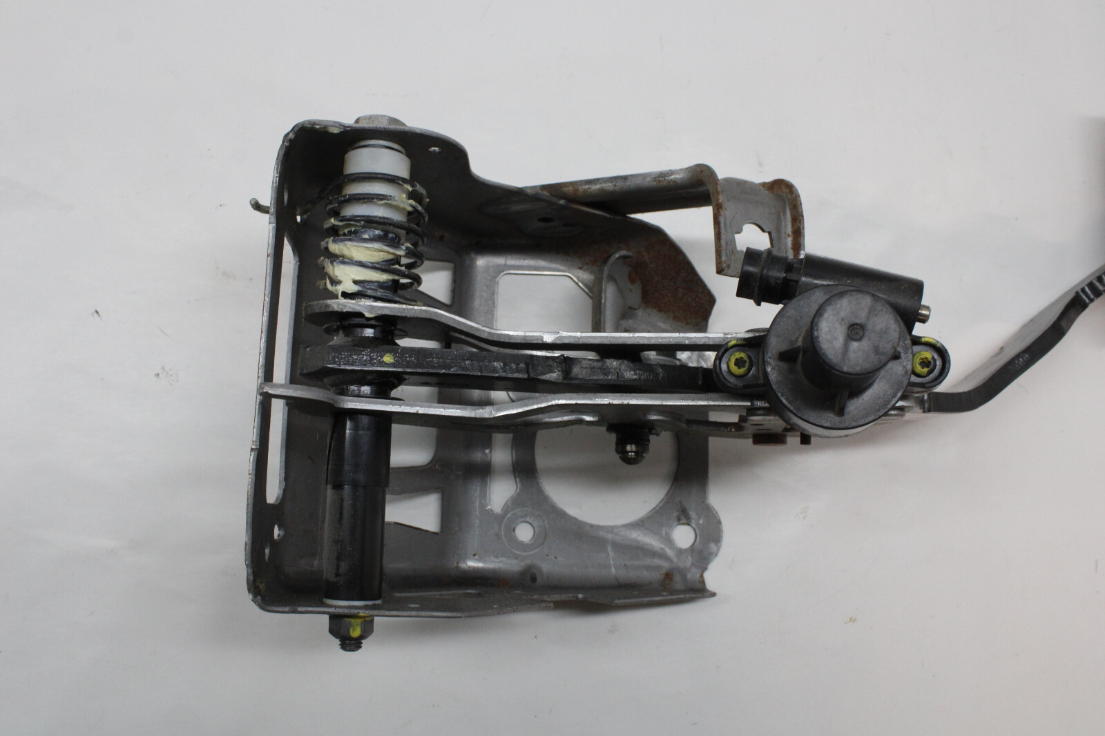 2022 MASERATI LEVANTE MODENA BRAKE PEDAL WITH BRACKET OEM 19 20 21 22 23 24