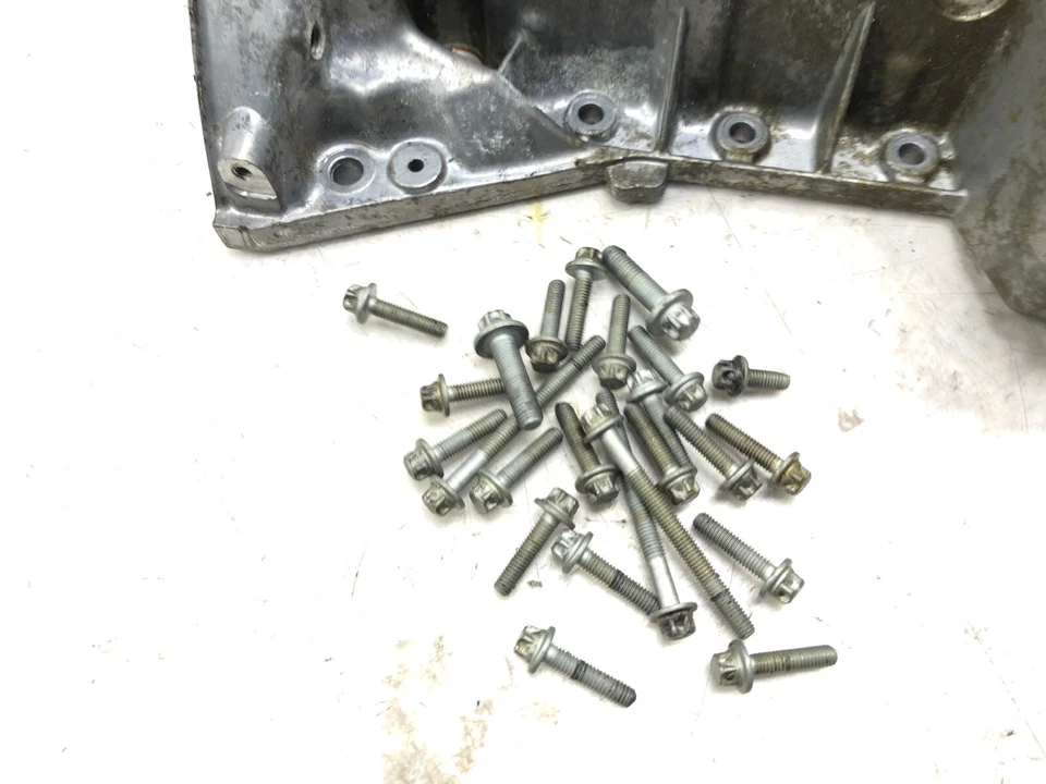 Mercedes-Benz CLS550 2012-2017 4,6 L cárter de aceite del motor OEM 63 k. Foto 3 de 4