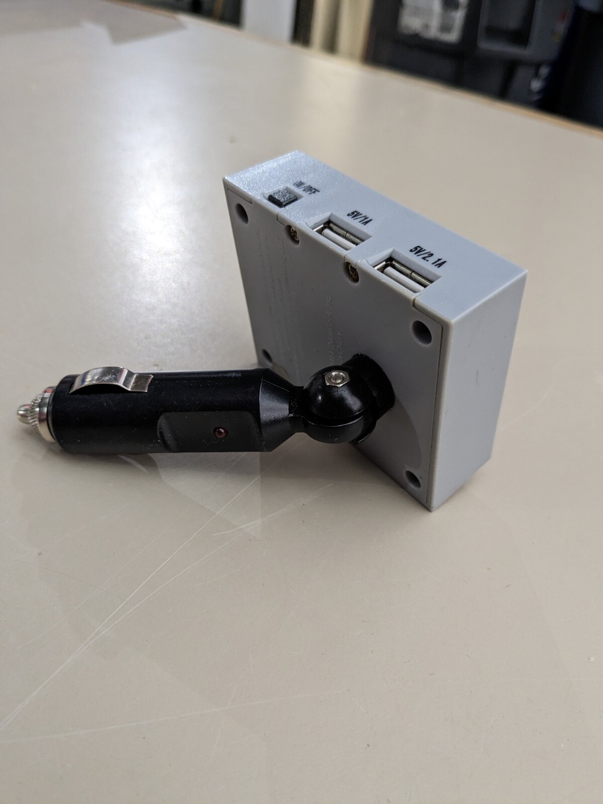 Damaged ThinkGeek Back To The Future Flux Capacitor USB Car Charger