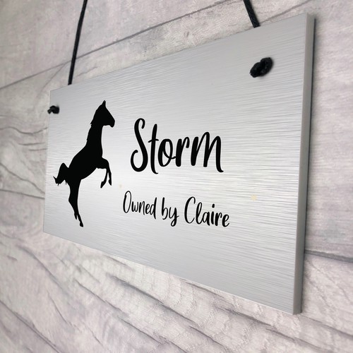 Hanging Stable Door Sign PERSONALISED Horse Name Horse Owner Gift Keepsake - Picture 8 of 9