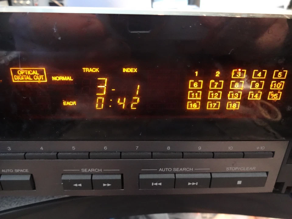 Rare JVC XL-Z1011 - Compact Disc Player - Super Digifine - Black CD - Image 2 of 4