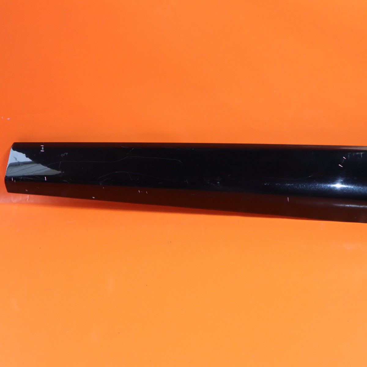 ASTON MARTIN DB9 ROCKER MOLDING LEFT 2005 2006 2007 2008 2009 2010 2011 2012