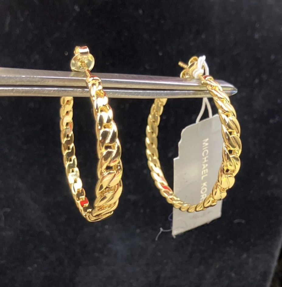 Pendientes de aro medianos Michael Kors con eslabones de bordillo placa de oro plata de ley nuevos con etiquetas $175 Foto 3 de 4