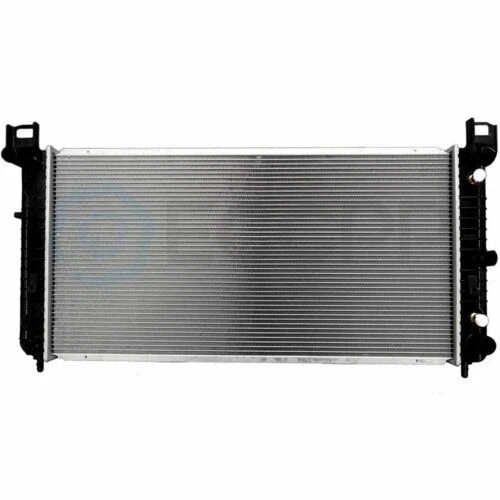Aluminum Radiator For 2001-2003 2005 2006 GMC Sierra 1500 HD 2000-2014 GMC Yukon - Image 2 of 4