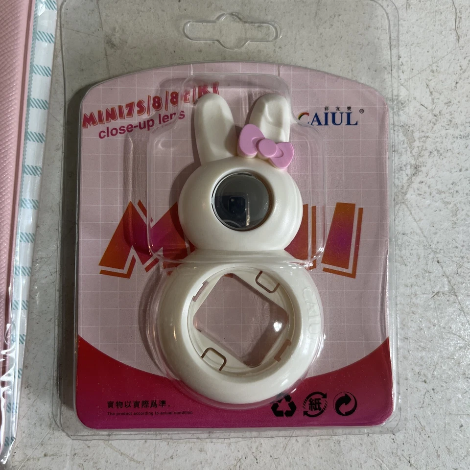 Fujifilm Caiul Close up Lens and Daydream Album  - Image 2 of 4