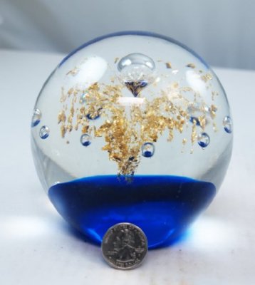 M Design Art Gold Underwater Fireworks Blue Bottom Paperweight PW-696