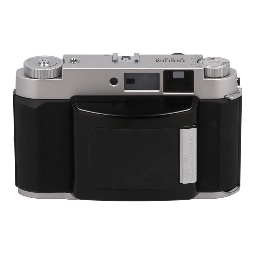 FUJIFILM フジフィルム GF670 Professional FUJIFILM GF670 Professional 使用レビュー 【コンパクトな蛇腹中判