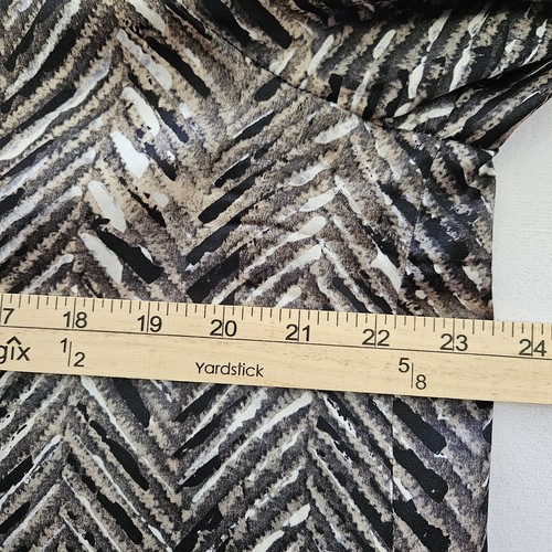Cravatta Lafayette 148 Top 16 marrone zebrata stampa zig zag nascosta con bottoni lusso nuova senza etichette - Foto 4 di 14