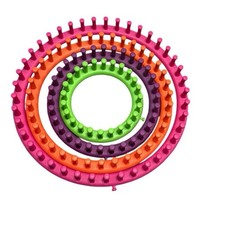 Round knitting looms Set includes 4 sizes