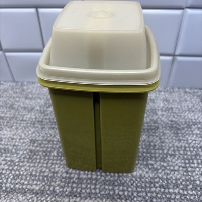 VTG Tupperware Pickle Keeper Pick A Pickle Avocado Green Lid Strainer Comp HG8