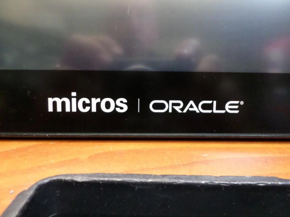 Рабочая станция Oracle Micros 6 терминалов 7321804 с подставкой - Изображение 3 из 4