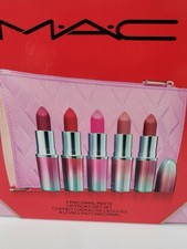 Mac Maximal Matte Lipstick Gift Set 5-piece With Pink Zipper Pouch Mac Maximal Matte Lipstick Gift Set 5-piece With Pink Zipper Pouch