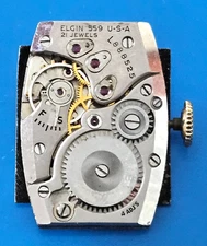 LORD ELGIN 559 21J 4ADJ Watch Movement (BALANCE RUNS WHEN ROTATED)  lot125