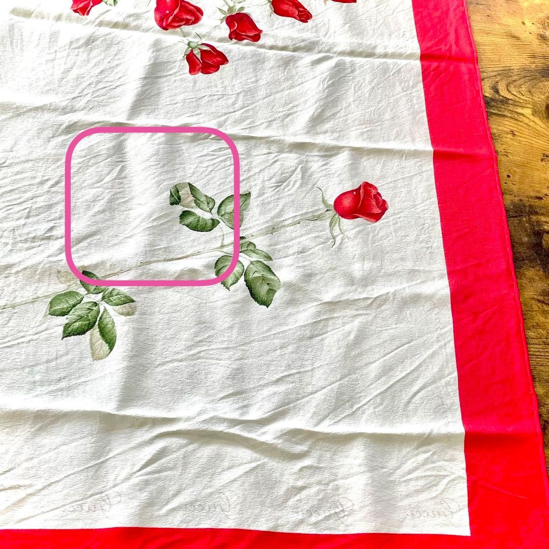 GUCCI Vintage Rose Print Large Silk Scarf in Red　82cm×80cm thumbnail 10