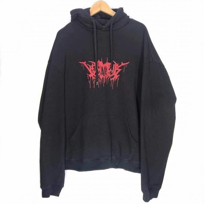 Vetements Oversized Print Hoodie Metal Logo Pullover Black 22M Men S Chest 30in