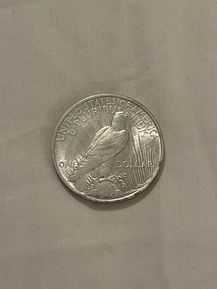 1922 Liberty; In God We Trvst Peace One Dollar Silver Coin