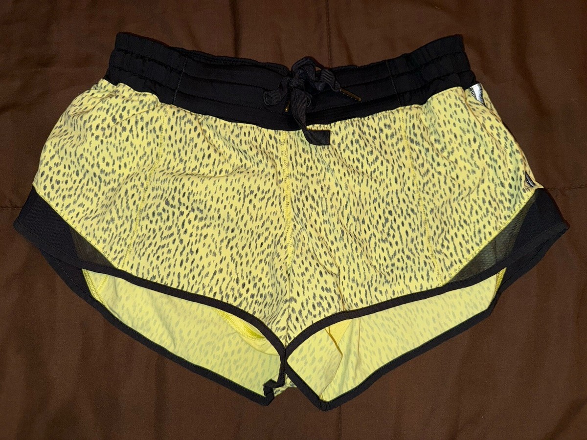 Women’s Lululemon Run Shorts Size Yellow Black Animal Print Built In  Underwear