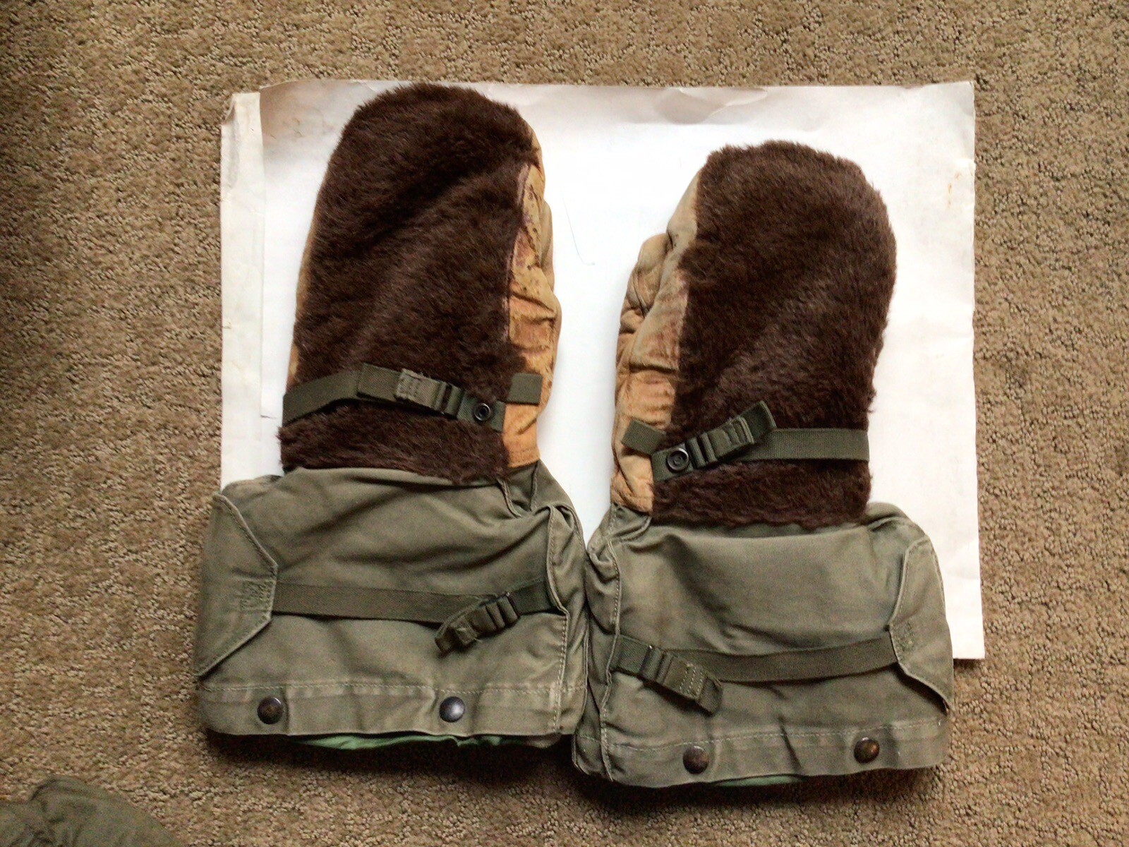 VTG US Army Military Extreme Cold Weather Mitten Set Gem