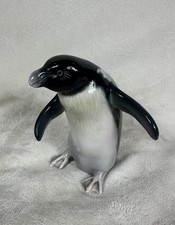 Metzler & Ortloff Penguin Figurine Fine Porcelain Animal Figure Germany Vintage