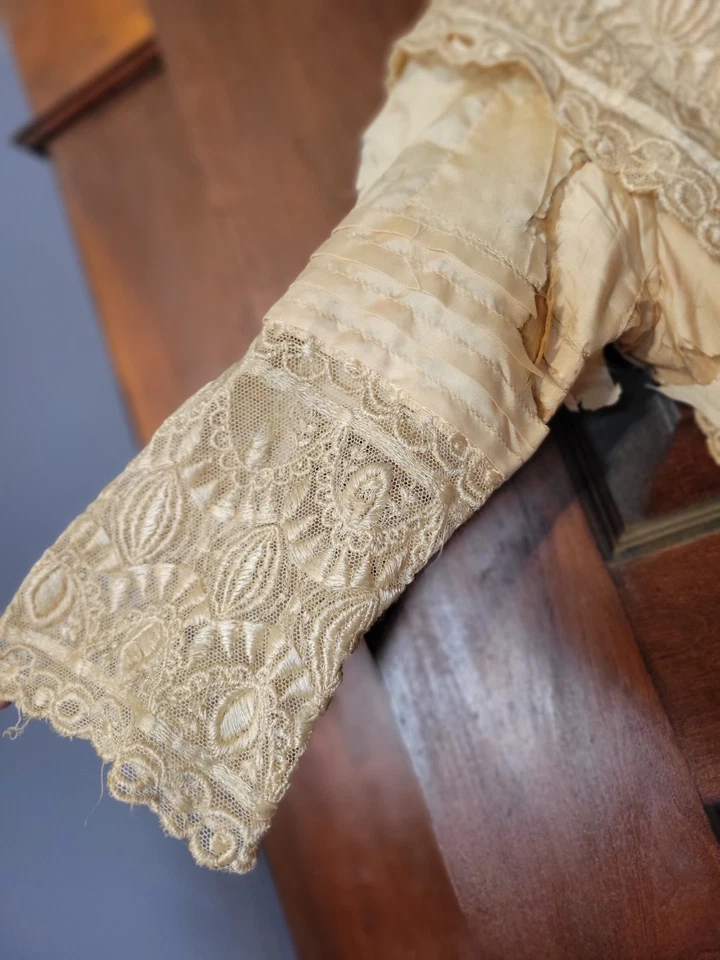 Edwardian Victorian Antique Beaded Womens Gown Dress - Image 2 of 4