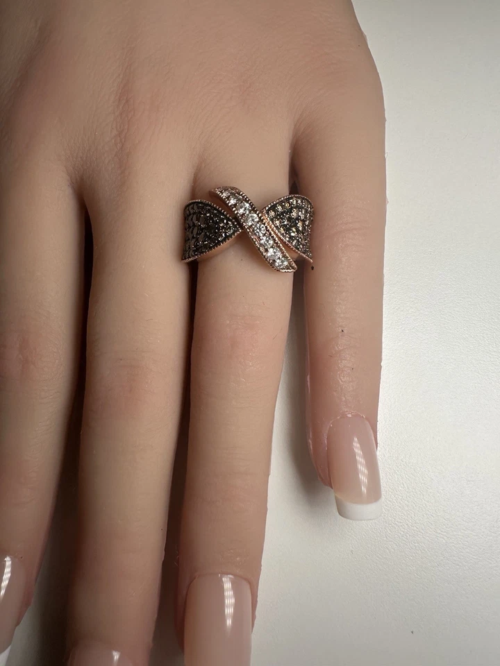 Juego de oro rosa de 14k con pavé champán y diamantes blancos 1,50 CTW. 7,8 gramos Foto 3 de 4