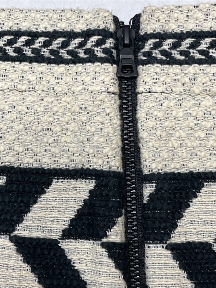 Alice + Olivia Daysi Jacquard Aztec Print A-Line Mini Skirt Sz 8 Layered EUC!  F - Image 4 of 4