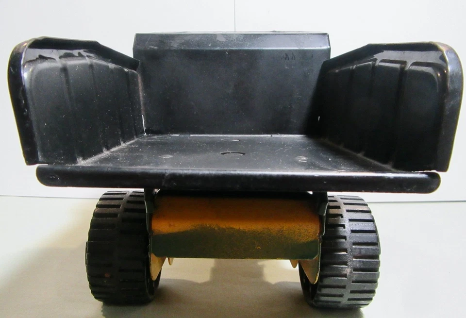 Tonka  Pressed Steel  Dump Truck  # 51070 For Restoration - Image 4 of 4