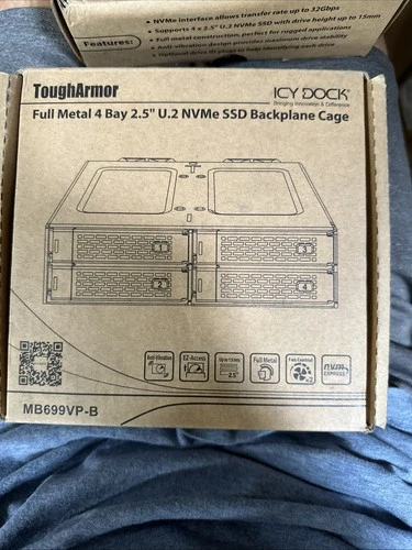 I ICY DOCK ToughArmor MB699VP-B Rugged Full Metal 4 Bay 2.5" NVMe U.2 SSD Mobile