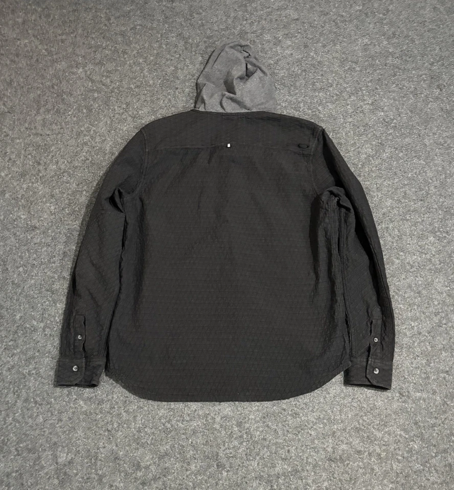 Oakley Quilted Hoodie Men’s XL Button Up Shacket Outdoor - Image 2 of 4