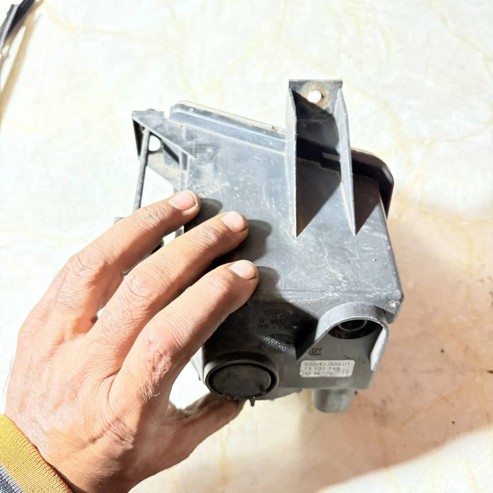 OPEL 5901100003 93176394 0096726 Fog lamp (Fog light) FRONT R UK2234327-75 2004 - image 4 of 4