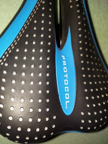 Vintage Protocol Bicycle Seat Blue & Black Padded Saddle Design Adult NEW - Picture 2 of 4
