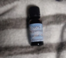 Peppermint Essential Oils 15 mL (.5 oz) - 100% Pure and Natural !