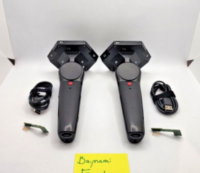 2x RARE VALVE HTC Vive  PROTOTYPE   Dev VR Pair Controllers + Hardwire Kit