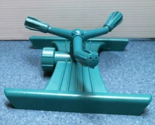 Gilmour 883 ,  3 Arm Rotary Sprinkler   (00883)  FS