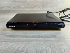 SONY CD/DVD Player DVP-SR210P TESTED and WORKS.  No remote. Used with box.