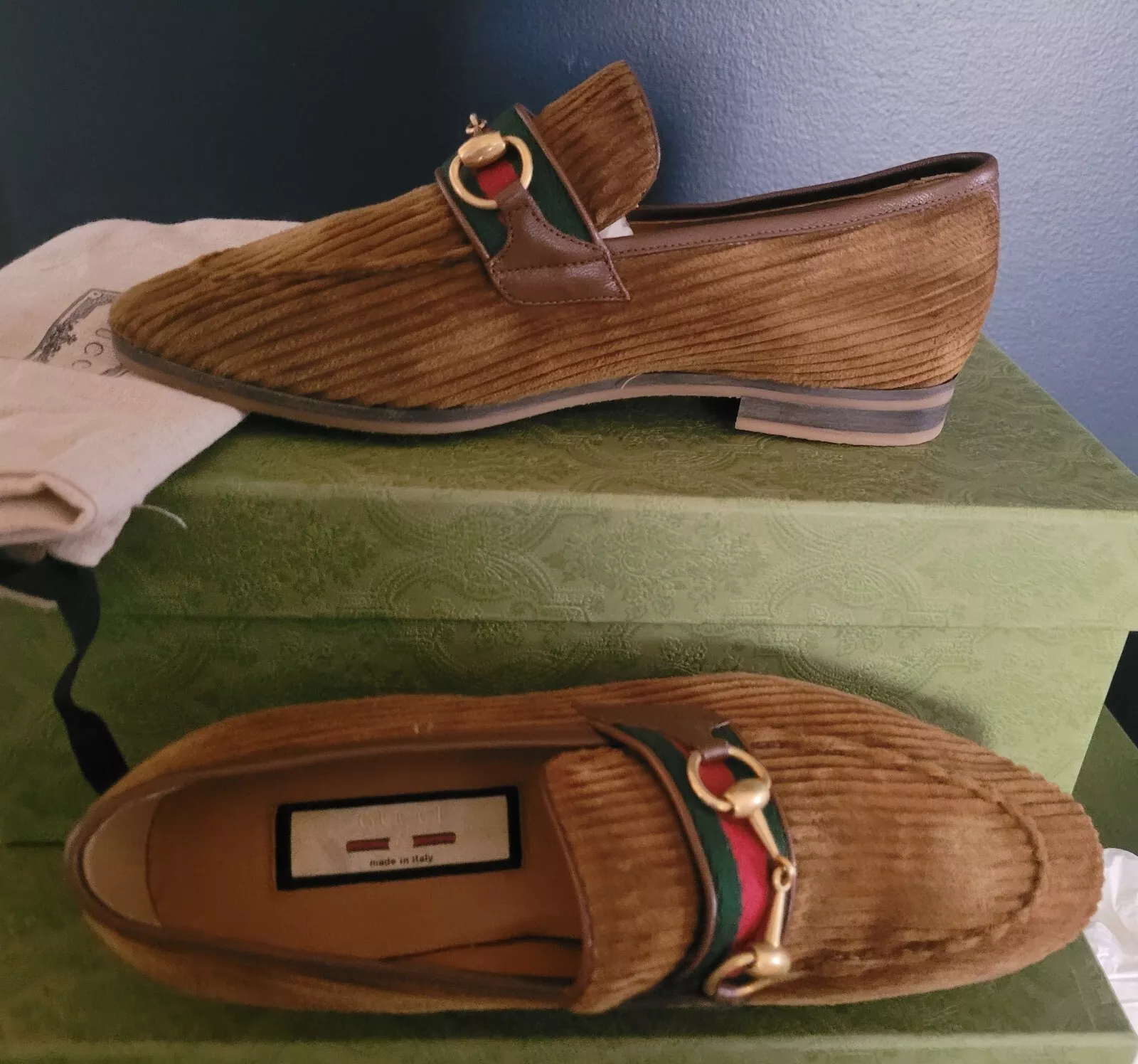 NEUF AUTHENTIQUE MOCASSIN HOMME GUCCI VELOURS CÔTELÉ AVEC HORSEBIT GUCCI HOMME 6,5 (US 7)
