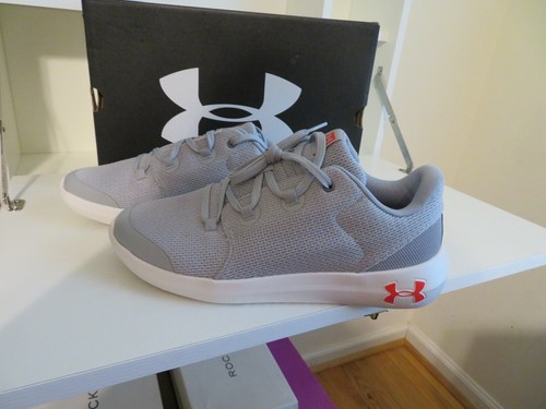 NWT Boys Gray \u0026 Red Under Armour Ripple 