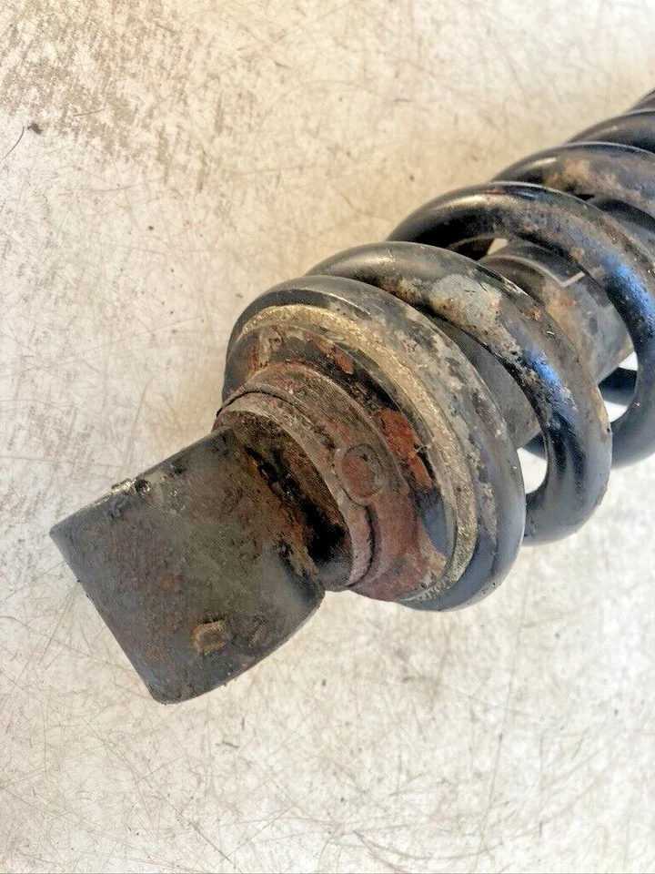 Задний амортизатор Triumph 900 Sprint Ex (1997-99) - Изображение 3 из 4