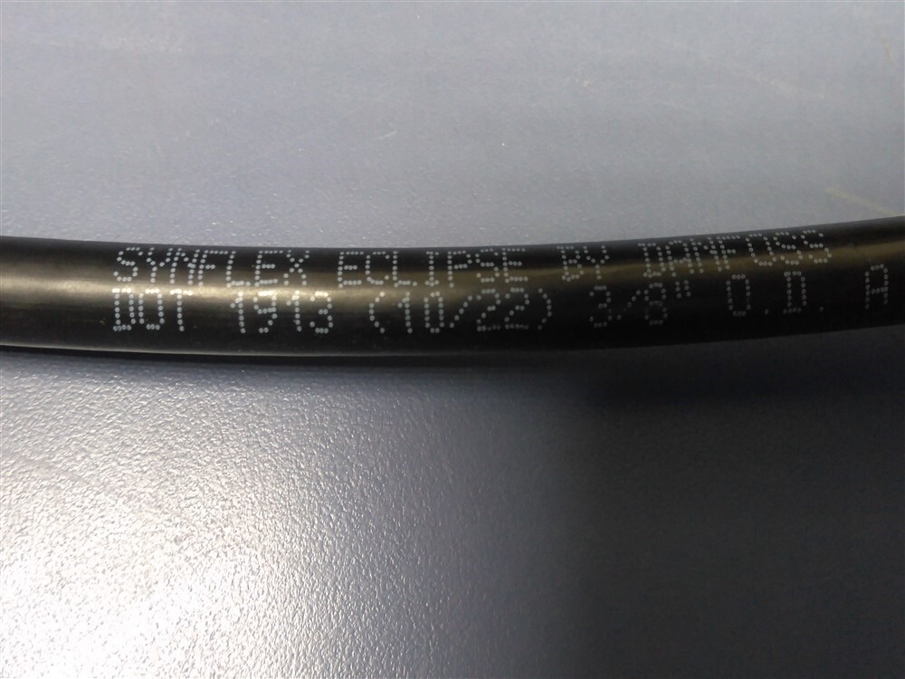 Air Brake Hose J844 Type B 3/8" OD Eaton SYNFLEX Eclipse 3270061 40ft