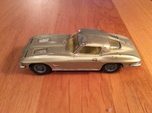 corgi chevrolet corvette stingray