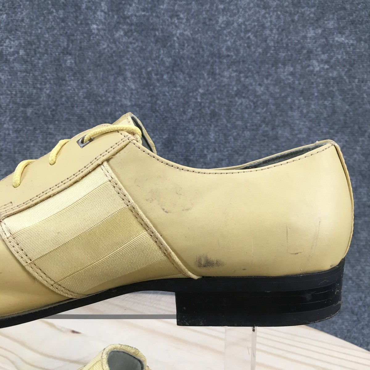 440 club dress shoes 440 Club Shoes Mens 9.5 Dress Bicycle Toe Oxford Yellow Faux Leather Lace Up
