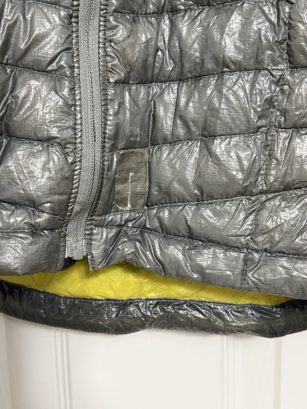 Mountain Hardware Ghost Whisperer Jacket Green 80… - image 8