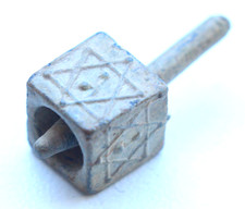 Antique Lead Sevivon Judaica Hanukkah Dreidel סביבון – ויקיפדיה (Y26-01-01)