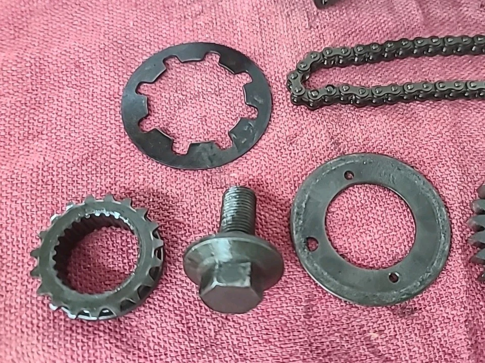 Honda CX500 1979 CX500C CX500D Custom Deluxe aceite de motor bomba y engranaje de transmisión final Foto 3 de 4